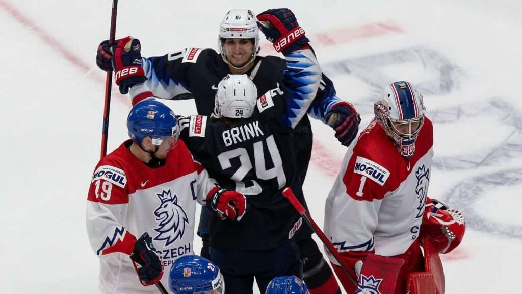 US 4-3 shootout triumph; Sweden blanks Canada 2-0